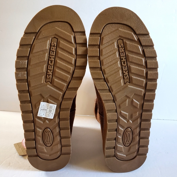 NWT Skechers Brown Boots with Fur Cuff Size 9 - Picture 10 of 10